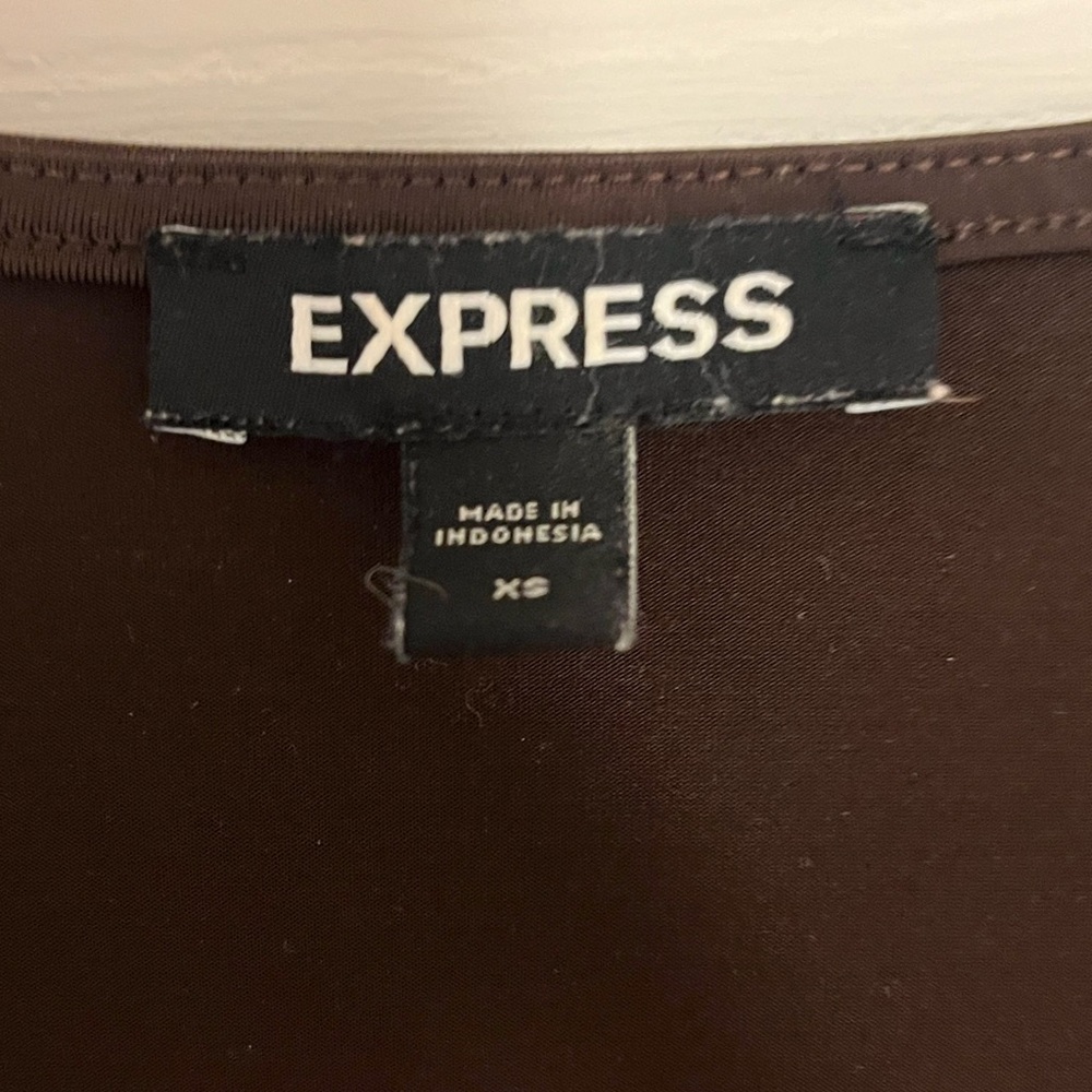 Express top - Picture 2 of 2
